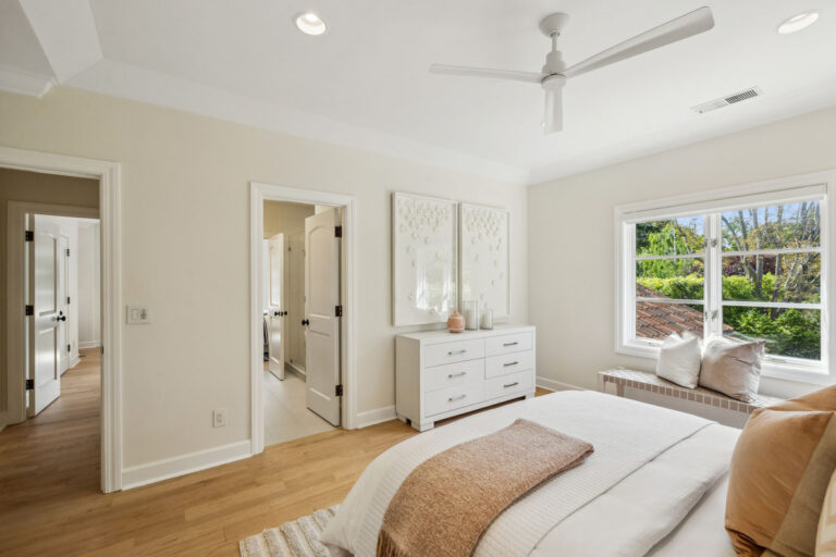 255-267-greenoaks-drive.79930.pok.101