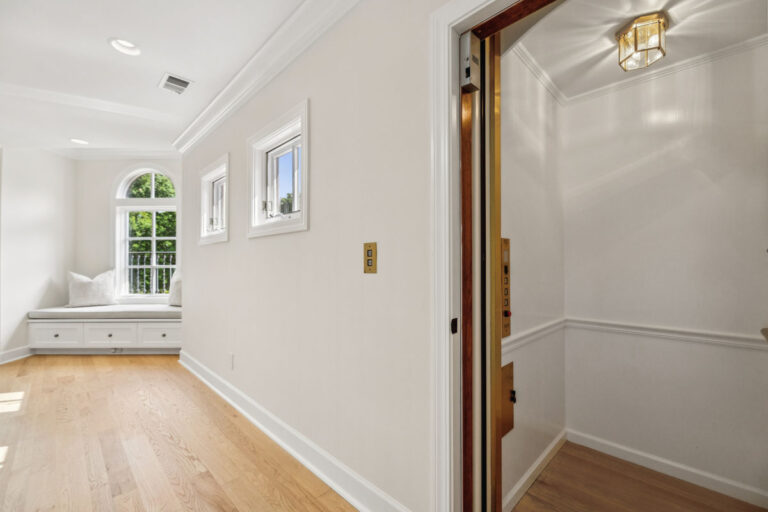 271-267-greenoaks-drive.79930.pok.109